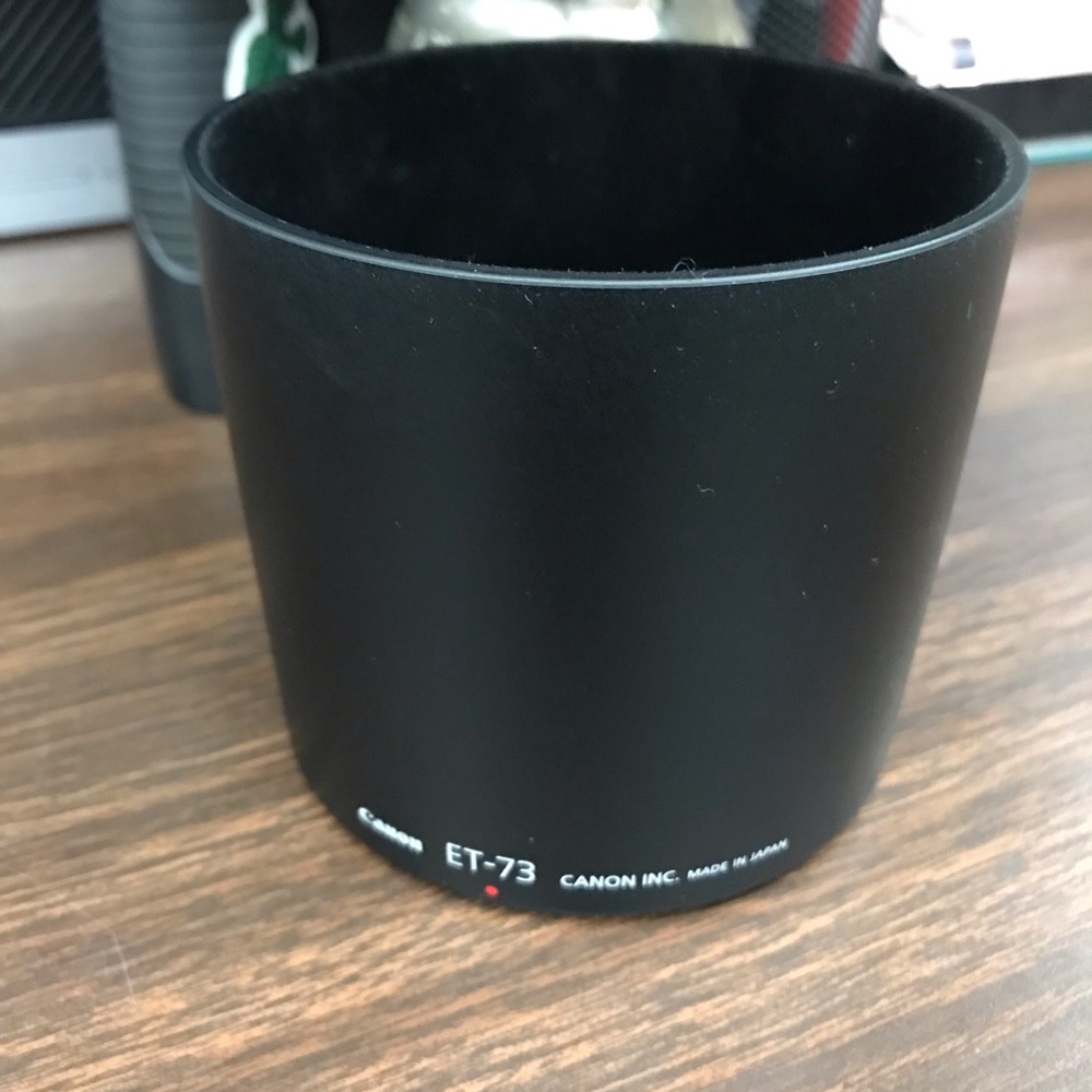 Canon ET-73 Lens hood